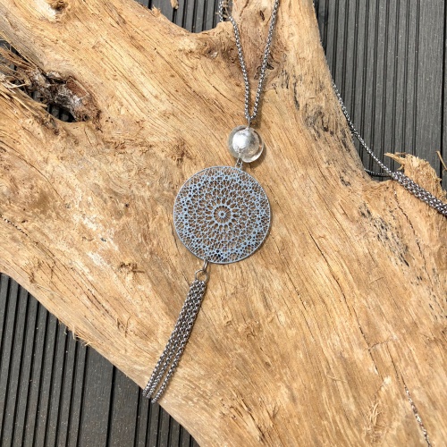 Sautoir filigrane perle murano blanche à 38€